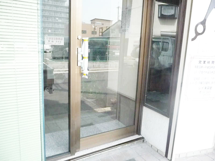 八尾市K様邸 店舗玄関ドア取替工事